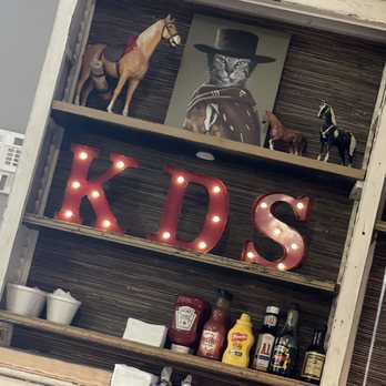 KD's Kettering BBQ - A tiny peak at Kd's Decor - Barbeque Near Me - Kettering, Ohio