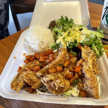 Nico's Pier 38 - Seafood Near Me - Honolulu, Hawaii