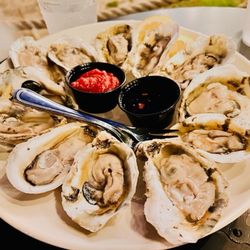Pier450 - POV Restaurant - Point Lookout oysters