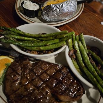 Stagecoach Inn - Steakhouses Near Me - Garden City, Idaho