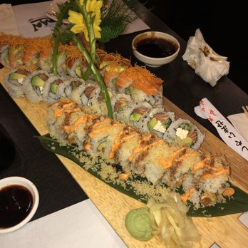 Injapan - Sushi Bars Near Me - Toronto, Ontario