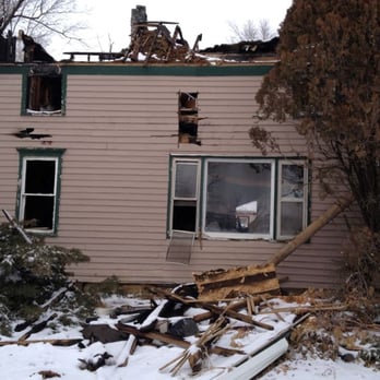 Blue Creek Construction - Damage Restoration Near Me - Chattaroy, Washington