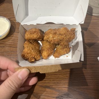 Shake Shack Katy Freeway - Chicken Bites - Burgers Near Me - Houston, Texas