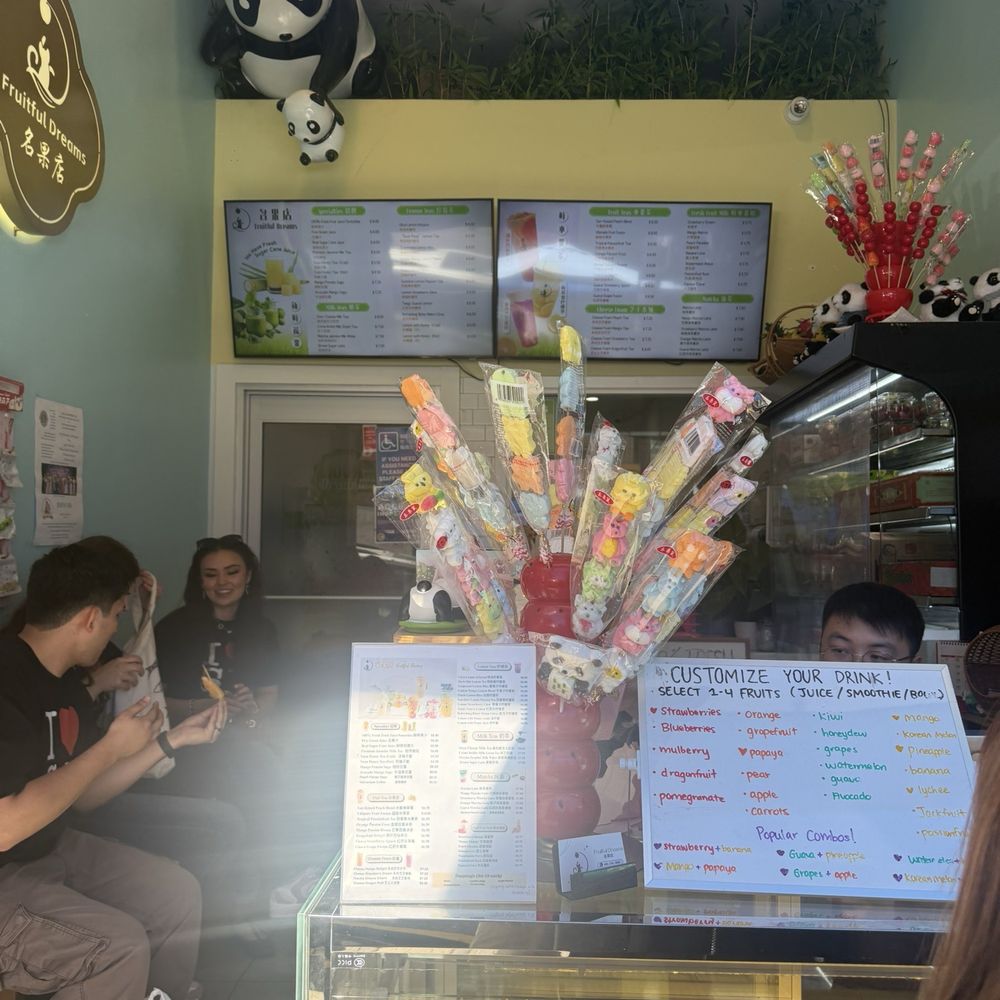 Fruitful Dreams - Photo 2: Interior - Coffee & Tea Near Me - San Francisco, California Fruitful Dreams - Photo 2: Interior - Coffee & Tea Near Me - San Francisco, California