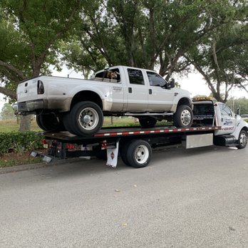Fraga Auto Towing - Towing Near Me - Naples, Florida Fraga Auto Towing - Towing Near Me - Naples, Florida