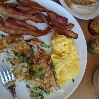 Antoine's Cafe - Two egg breakfast - Breakfast & Brunch Near Me - San Clemente, California