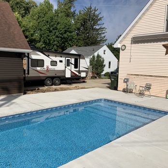 Extreme Pool & Patio - Hot Tub & Pool Near Me - Morrisonville, Illinois Extreme Pool & Patio - Hot Tub & Pool Near Me - Morrisonville, Illinois