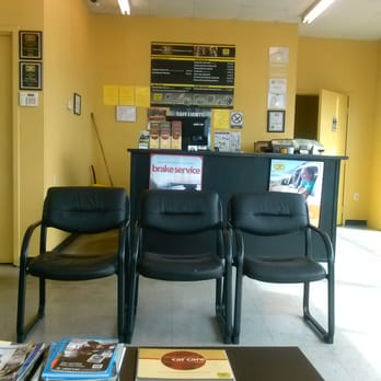 Precision Tune Auto Care - Waiting area - Oil Change Stations Near Me - Marietta, Georgia Precision Tune Auto Care - Waiting area - Oil Change Stations Near Me - Marietta, Georgia