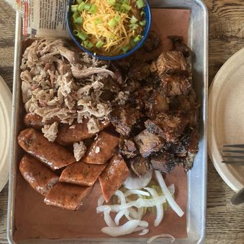 Twin Smokers Bbq - Pulled Cheshire Pork Twin Smokers Signature Sausage Seasonal Side chili - Barbeque Near Me - Atlanta, Georgia Twin Smokers Bbq - Pulled Cheshire Pork Twin Smokers Signature Sausage Seasonal Side chili - Barbeque Near Me - Atlanta, Georgia