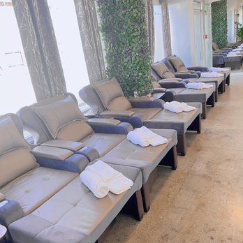 Leaf Oriental Massage & Spa - Acupuncture Near Me - Vancouver, British Columbia Leaf Oriental Massage & Spa - Acupuncture Near Me - Vancouver, British Columbia