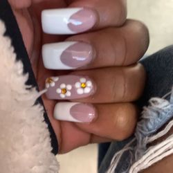Luxury Nails and Spa