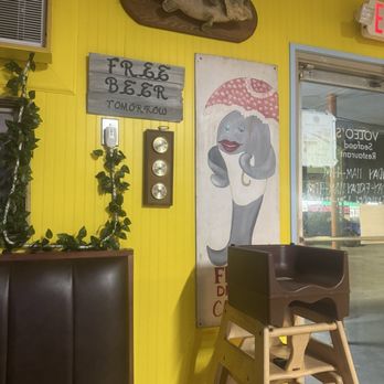 Voleo's Seafood Restaurant - Seafood Near Me - Westwego, Louisiana