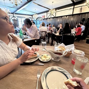 Peter Luger - Steakhouses Near Me - Brooklyn, New York