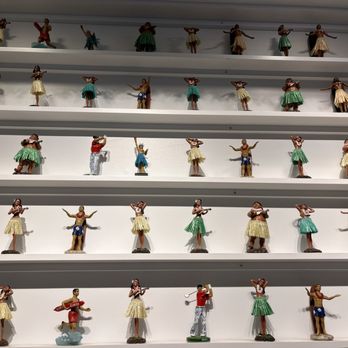 Aloha Poke - a display of various figurines - Hawaiian Near Me - Woodbury, Minnesota Aloha Poke - a display of various figurines - Hawaiian Near Me - Woodbury, Minnesota