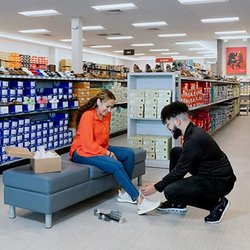 Peltz Shoes - Https://www.peltzshoes.com/cdn/shop/files/unversity-park_320x160_crop_center.jpg?v=1713192438
