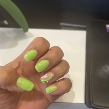 Grand Nails Lounge - Nail Salons Near Me - Phoenix, Arizona