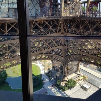 La Tour Eiffel - Landmarks & Historical Buildings Near Me - Paris, 75
