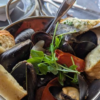 Wence's - Okay mussels - New American Near Me - Pleasant Hill, California Wence's - Okay mussels - New American Near Me - Pleasant Hill, California