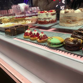 EL&N - Pastry selections - Cupcakes Near Me - London, XGL