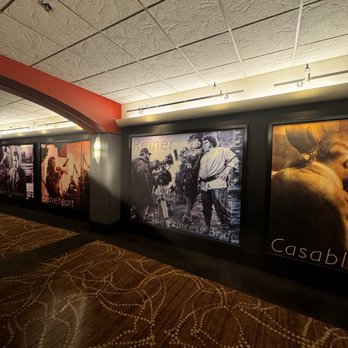 AMC Burbank 16 - Walls - Cinema Near Me - Burbank, California