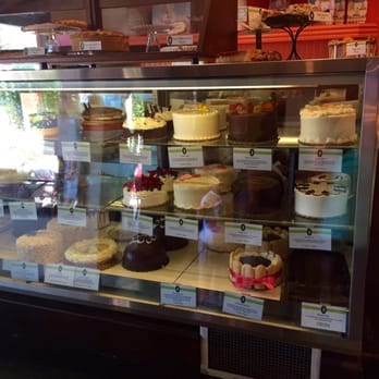 Freeport Bakery - Cakes - Bakeries Near Me - Sacramento, California Freeport Bakery - Cakes - Bakeries Near Me - Sacramento, California