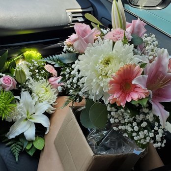 Wilkies Florist - Beautiful arrangement for $30 each! - Florists Near Me - El Monte, California Wilkies Florist - Beautiful arrangement for $30 each! - Florists Near Me - El Monte, California