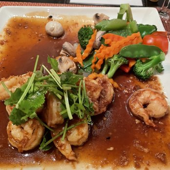Jin Thai - Garlic Shrimp - Thai Near Me - Chicago, Illinois Jin Thai - Garlic Shrimp - Thai Near Me - Chicago, Illinois