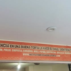 Instituto Mexicano de la Torta - Completamente ingenioso el nombre para estar a un costado del IMSS