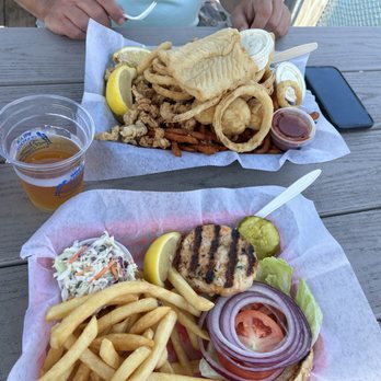 Bill's Seafood Restaurant - Seafood Near Me - Westbrook, Connecticut Bill's Seafood Restaurant - Seafood Near Me - Westbrook, Connecticut