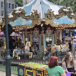 Le Carrousel