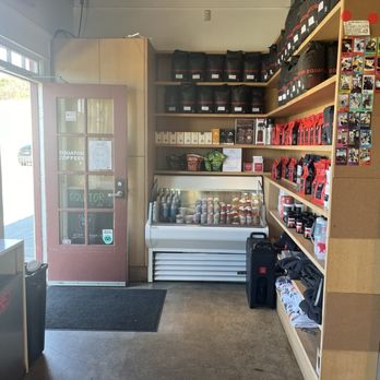Equator Coffees - Inside - Coffee & Tea Near Me - San Francisco, California