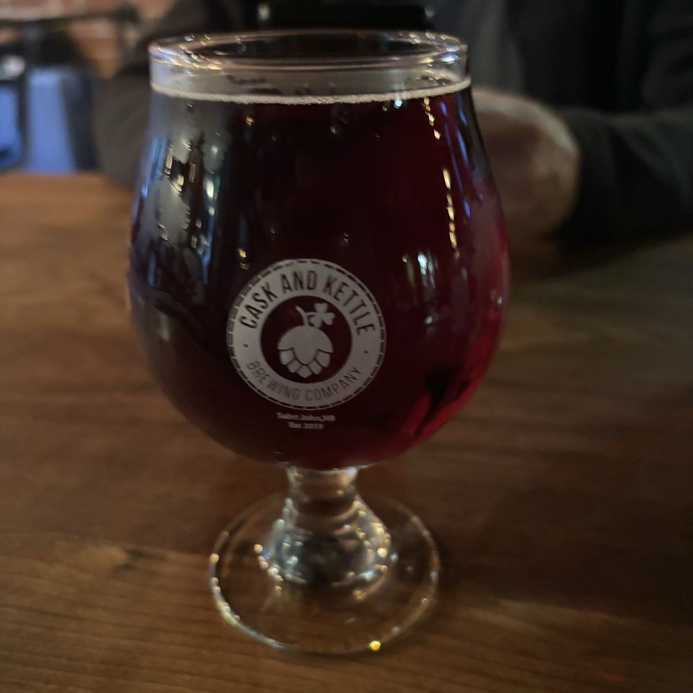 Cask & Kettle - Yip Cider Blueberry Picnic Cider - Other Fruit / 6% ABV / 180 CAL / Long Reach, NB - Gastropubs Near Me - Saint John, New Brunswick
