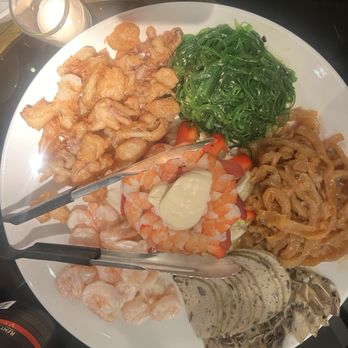 Mon Cheri - Appetizer plate: shrimp, cocktail, seaweed salad, jellyfish, calamari, gio - Venues & Event Spaces Near Me - Garden Grove, California