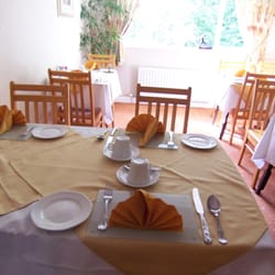 Faviere Guest House