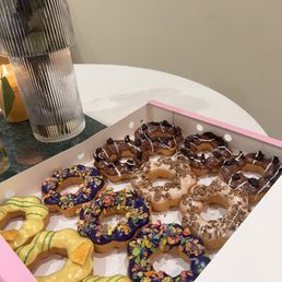 Buncha donuts Buncha donuts