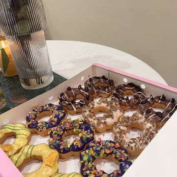 Mochinut - Buncha donuts - Donuts Near Me - Austin, Texas