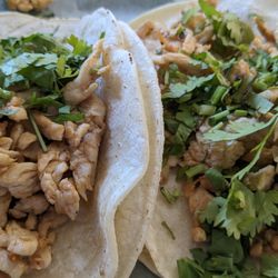 Los Altos Mexican Restaurant - Grilled Chicken Tacos