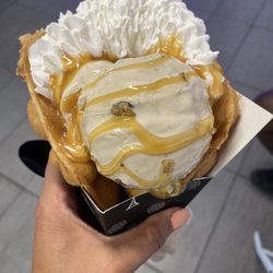 Eiffel Waffle