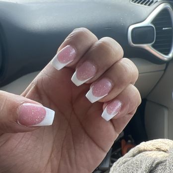 OrigiNail Salon & Spa - My girl Cindy got me looking good for a wedding I'm attending this weekend love it - Nail Salons Near Me - Glen Ellyn, Illinois