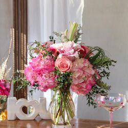 Cary Florist - Valentine's Day Local Flower Delivery 2025