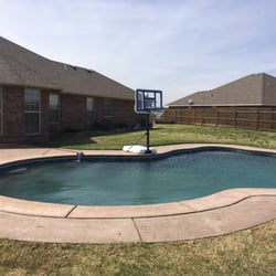 The Moose Pad - Slam dunk contests at the pool everyday!