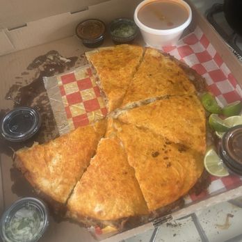 El Burrito Gigante - Birria pizza - Mexican Near Me - Grand Rapids, Michigan El Burrito Gigante - Birria pizza - Mexican Near Me - Grand Rapids, Michigan