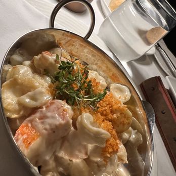 Geneva Chophouse - King King Crab Lobster Mac - Steakhouses Near Me - Lake Geneva, Wisconsin Geneva Chophouse - King King Crab Lobster Mac - Steakhouses Near Me - Lake Geneva, Wisconsin