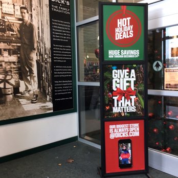 DICK'S Sporting Goods - Sporting Goods Near Me - Chesterfield, Missouri
