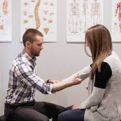 St Bonifacius Chiropractic - Extremity Adjusting