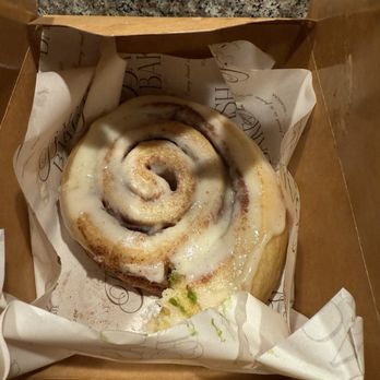 Badash Bakes - Cinnamon roll - Bakeries Near Me - Pasadena, California Badash Bakes - Cinnamon roll - Bakeries Near Me - Pasadena, California
