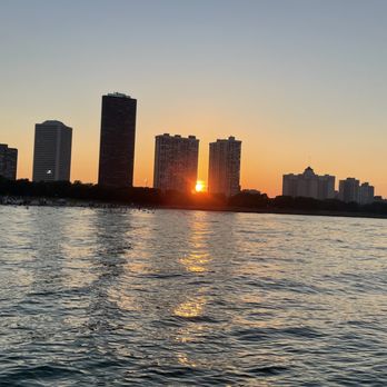 Montrose Beach - Sunset - Beaches Near Me - Chicago, Illinois