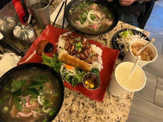 I Am Pho Brossard by null