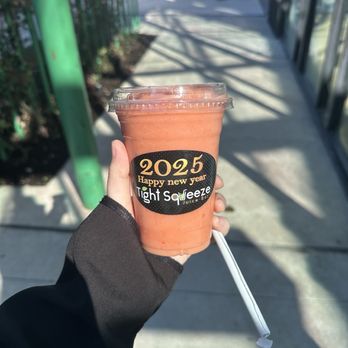 Tight Squeeze Juice Bar - Peace Smoothie - Juice Bars & Smoothies Near Me - Houston, Texas Tight Squeeze Juice Bar - Peace Smoothie - Juice Bars & Smoothies Near Me - Houston, Texas