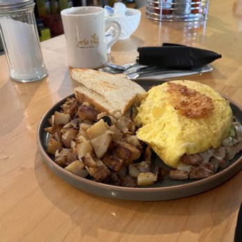 Yesterdays - Mom's omelet, home fries, white toast- YUMMY - Breakfast & Brunch Near Me - Jackson, New Hampshire Yesterdays - Mom's omelet, home fries, white toast- YUMMY - Breakfast & Brunch Near Me - Jackson, New Hampshire